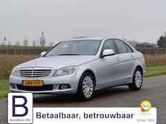 Mercedes-Benz C-klasse - 180 K Elegance /Nieuwstaat /Top onderhoud/Clima/Cruise/Hout/Telefoon