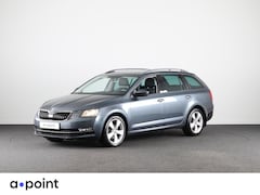 Skoda Octavia Combi - 1.4 TSI Greentech Style 150pk | Navigatie | Parkeersensoren voor en achter | Verwarmbare v