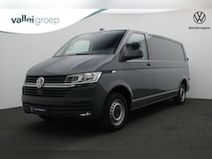 Volkswagen Transporter - 2.0 TDI 110PK L2H1 28 | Trekhaak | 3-zits | Parkeersensoren achter | Apple Carplay / Andro