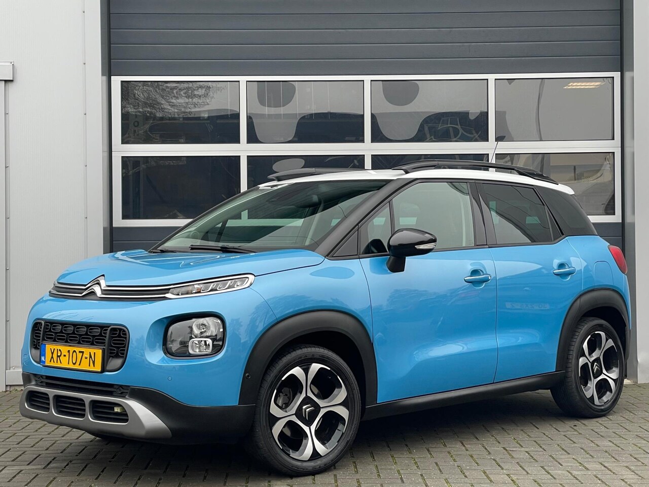 Citroën C3 Aircross - 1.2 PureTech S&S Shine | 360 camera | Keyless | Navi | PDC v+a | Cruise control | Climate - AutoWereld.nl