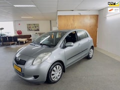 Toyota Yaris - 1.3 VVTi Sol MMT Apk Nieuw, Automaat, Airco, E-Ramen, N.A.P, Radio - CD Speler, 2 sleutels