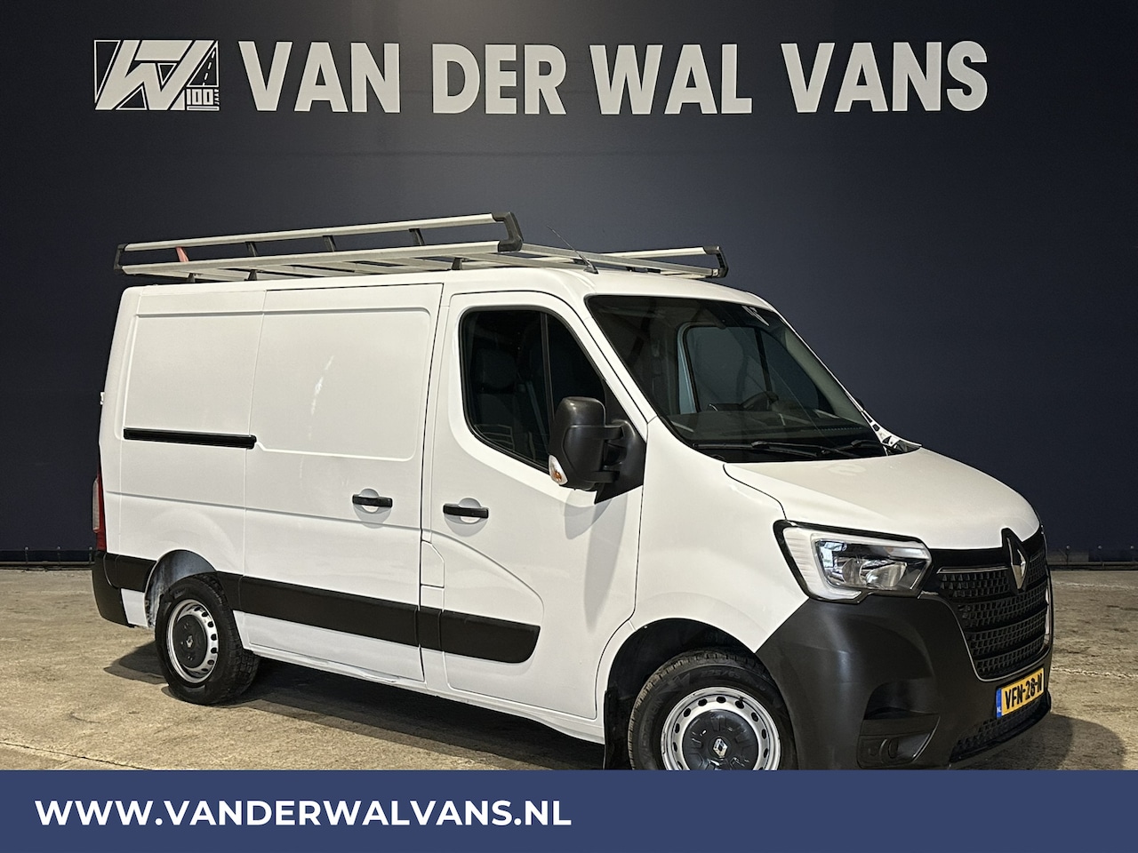 Renault Master - 2.3 dCi 136pk **BPM VRIJ voor de Ondernemer** L1H1 Euro6 Airco | Navigatie | LED Trekhaak, - AutoWereld.nl