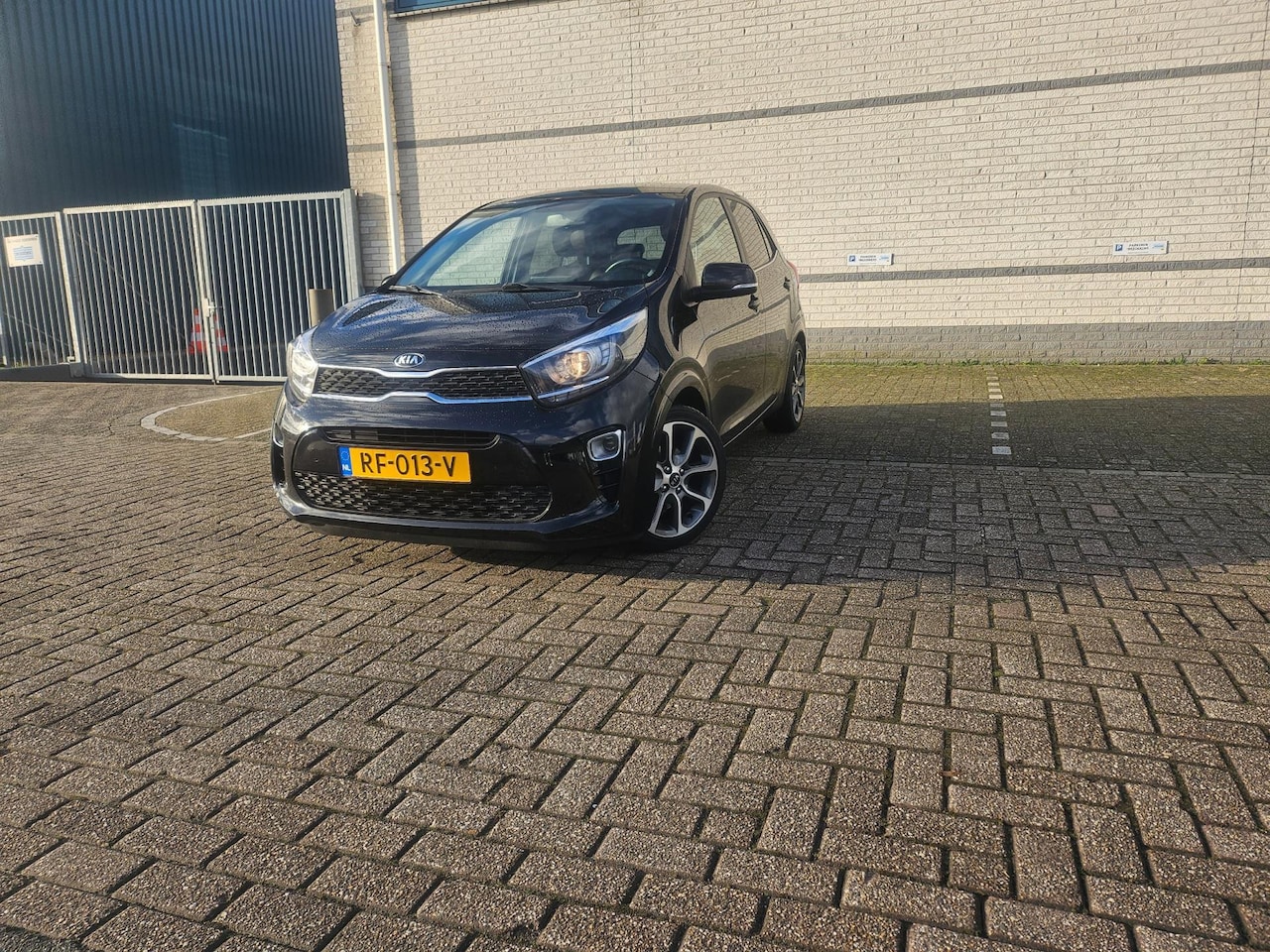 Kia Picanto - 1.0 CVVT Design Edition#Nap#Carplay#Lederbeklng#Lmvelgen - AutoWereld.nl