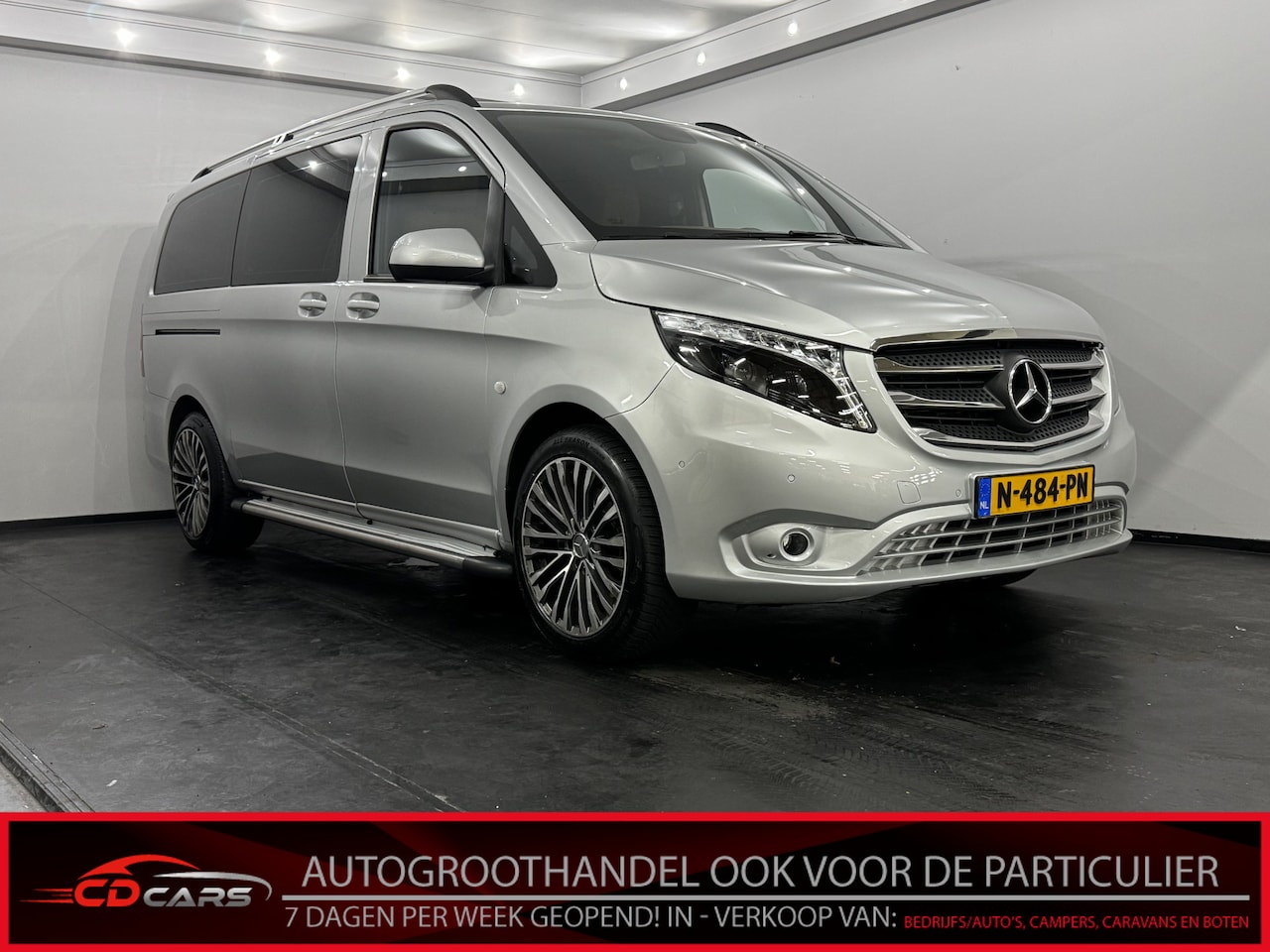 Mercedes-Benz Vito Tourer - 116 BlueTEC Pro Lang Leder, Televisie, Camera, Navi, Parkeer sensoren, 6 persoons - AutoWereld.nl