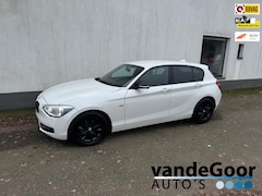 BMW 1-serie - 116i Business+, '12, aut., navi, pdc voor en achter, keurige auto