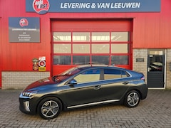 Hyundai IONIQ - 1.6 GDi PHEV Comfort Navigatie/ Camera/ Parkeersensoren achter/ Rijklaarprijs