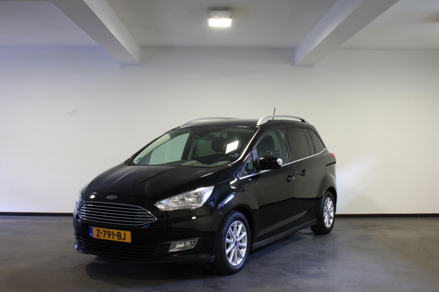 Ford Grand C-Max - 1.0 Titanium 7p. 1.0 TITANIUM 7P. - AutoWereld.nl