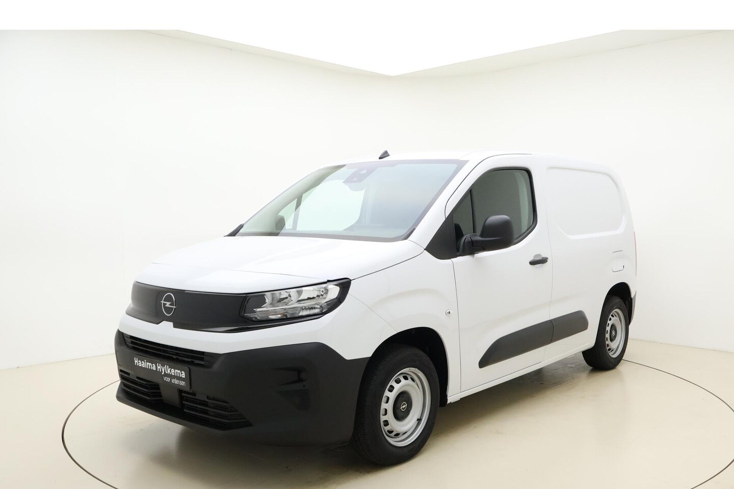 Opel Combo - 1.5 BlueHDi 100 S&S L1 | NIEUW | Apple Carplay/Android Auto | Houten laadvloer | Achteruit - AutoWereld.nl