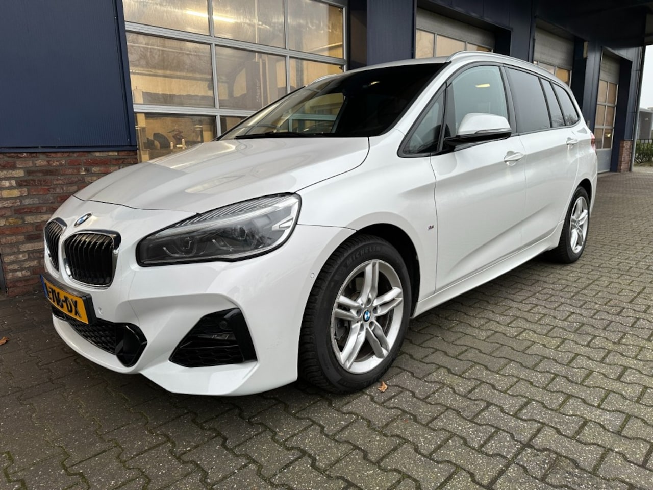 BMW 2-Serie - 218I 7P. HIGH EXEC. 7 PERS.  ALL.IN. - AutoWereld.nl