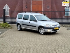 Dacia Logan MCV - 1.6 Lauréate / Airco / Trekhaak / Nap / Nieuwe Apk