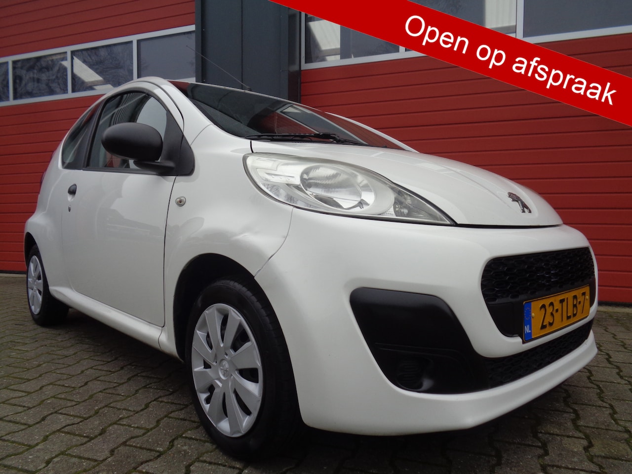 Peugeot 107 - 1.0 Access Accent Airco Stuurbekrachtiging APK 28-02-2026 - AutoWereld.nl