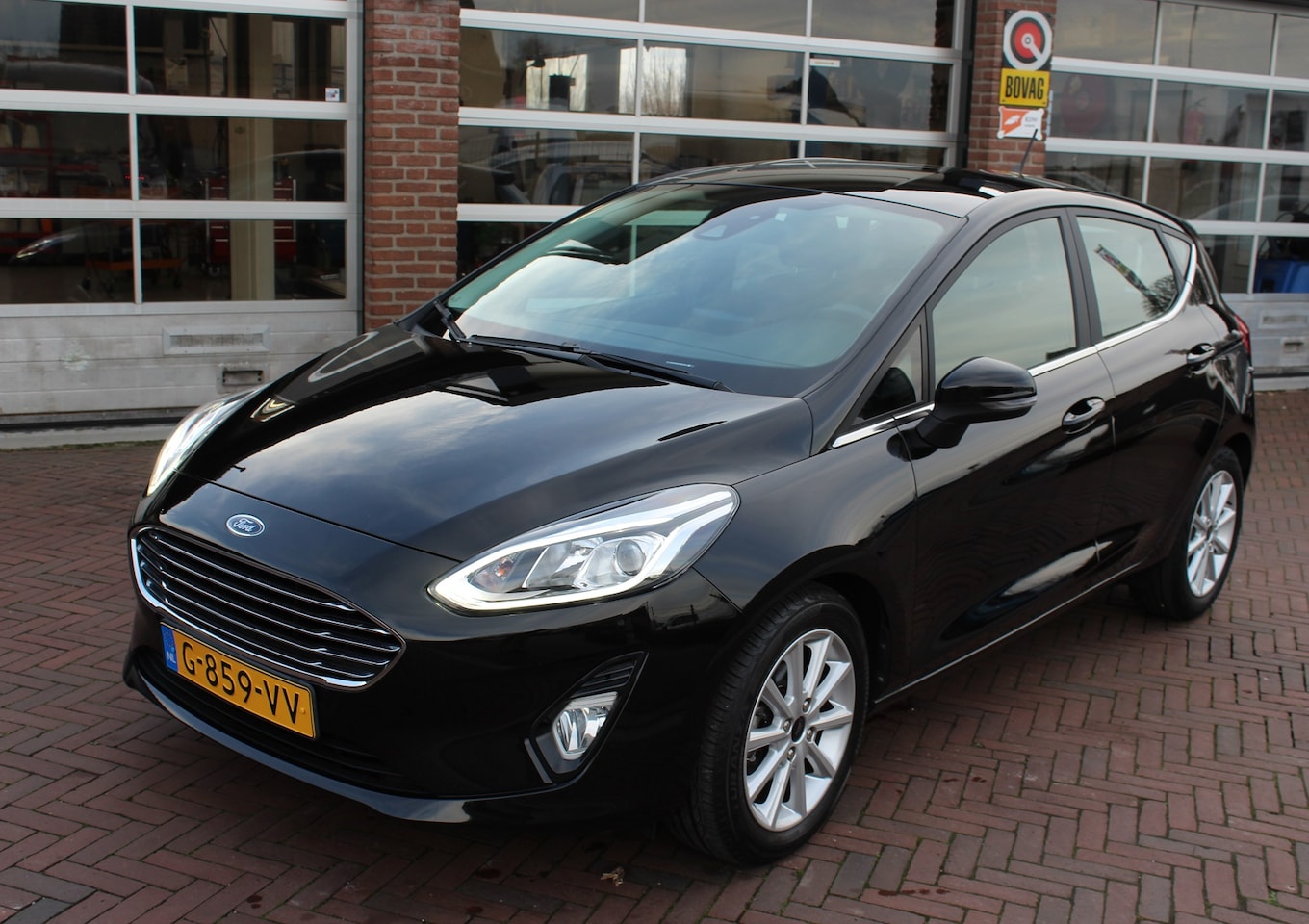 Ford Fiesta - 1.0 EcoBoost 5dr. Titanium/Apple Carplay/Cruise C. - AutoWereld.nl