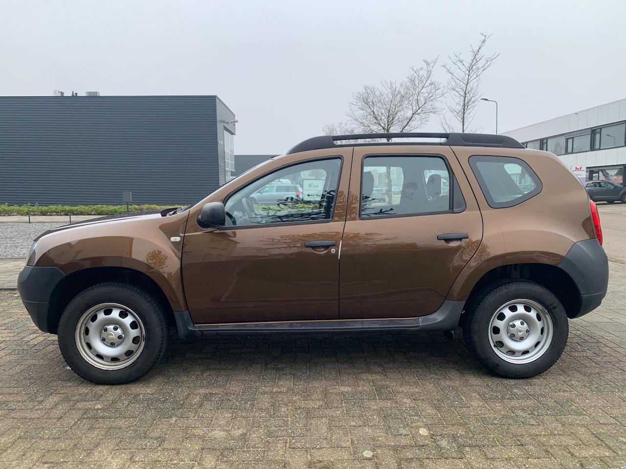 Dacia Duster - 1.6 Ambiance 2wd 55.000 km. N.A.P. - AutoWereld.nl