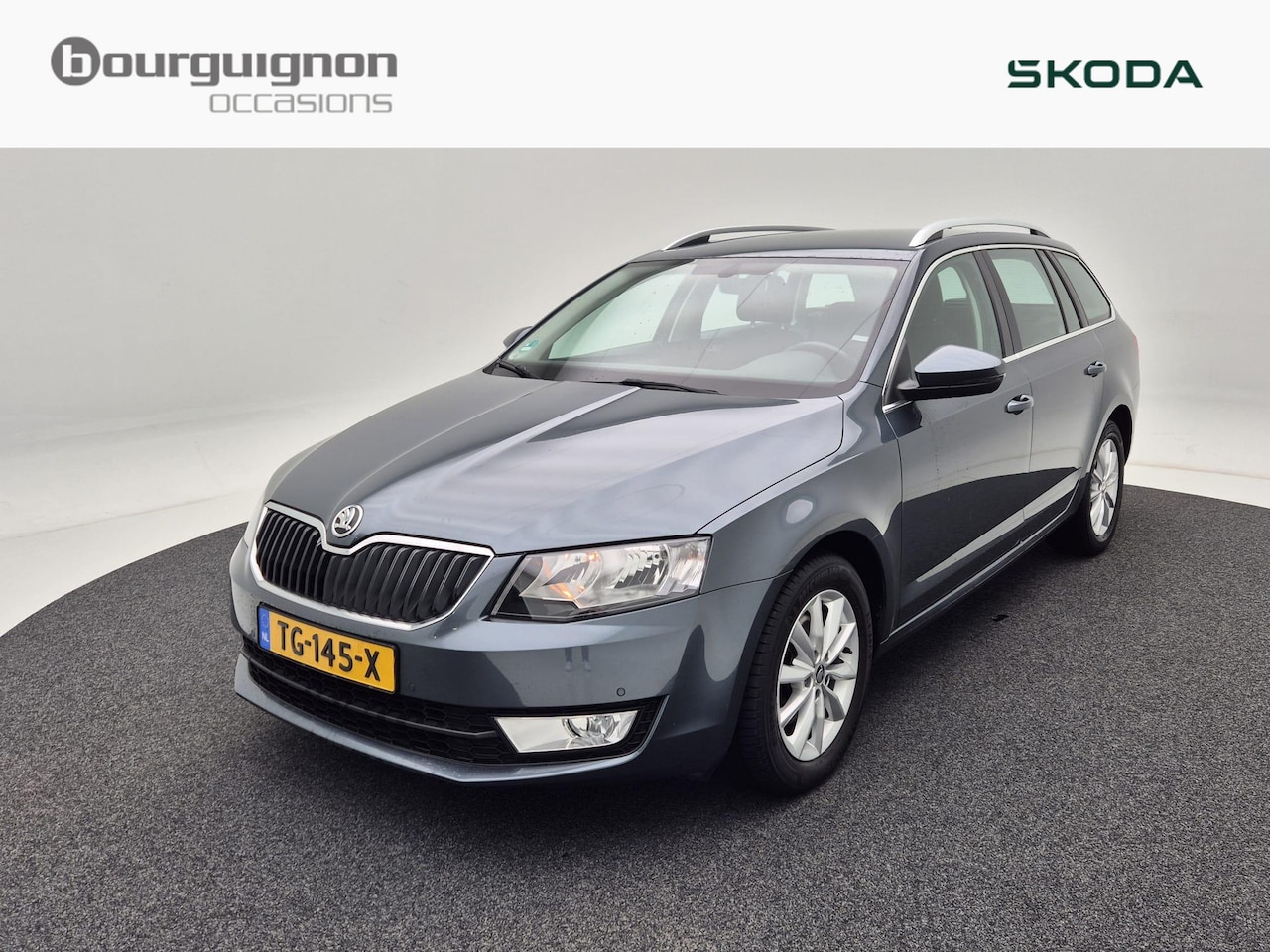 Skoda Octavia Combi - 1.0 TSi Automaat Style Business | Trekhaak | Cruise Control | Carplay | Navigatie | Stoel - AutoWereld.nl