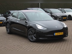 Tesla Model 3 - Standard RWD Plus 60 kWh / Autopilot / Panoramadak / Camera / 18'' / Leder