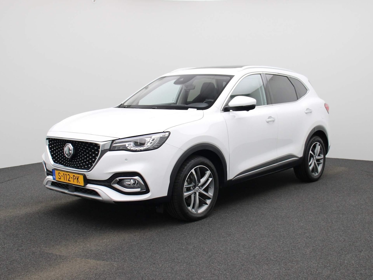 MG EHS - 1.5 TGDI Luxury | Leder | Navi | ECC | PDC | LMV | Schuifdak | LED | - AutoWereld.nl