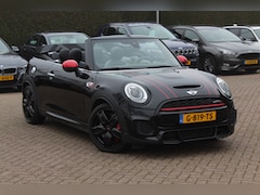 MINI Cabrio - 2.0 John Cooper Works Chili / JCW Pro uitlaat / Camera / Head-up / Leder / 18'' / Keyless