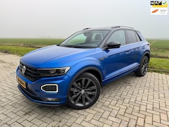 Volkswagen T-Roc - 1.5 TSI 180PK Sport 2018 R-Line R Line Automaat Black Optic Panoramadak Airco Clima Adapti