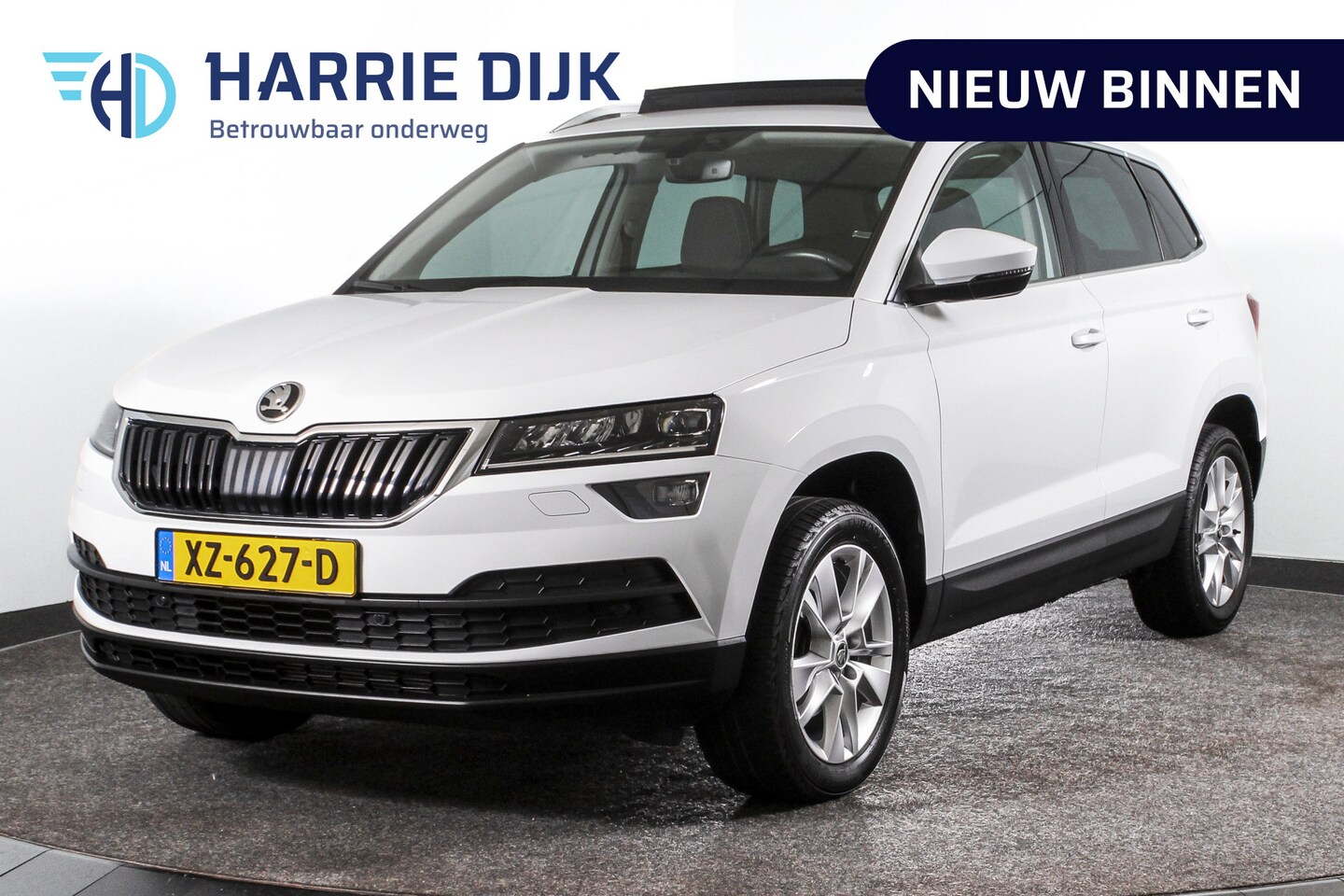 Skoda Karoq - 1.0 TSI 115 PK Style - Automaat | S/K -Panodak | Cruise | PDC | App. Connect | ECC | LED | - AutoWereld.nl