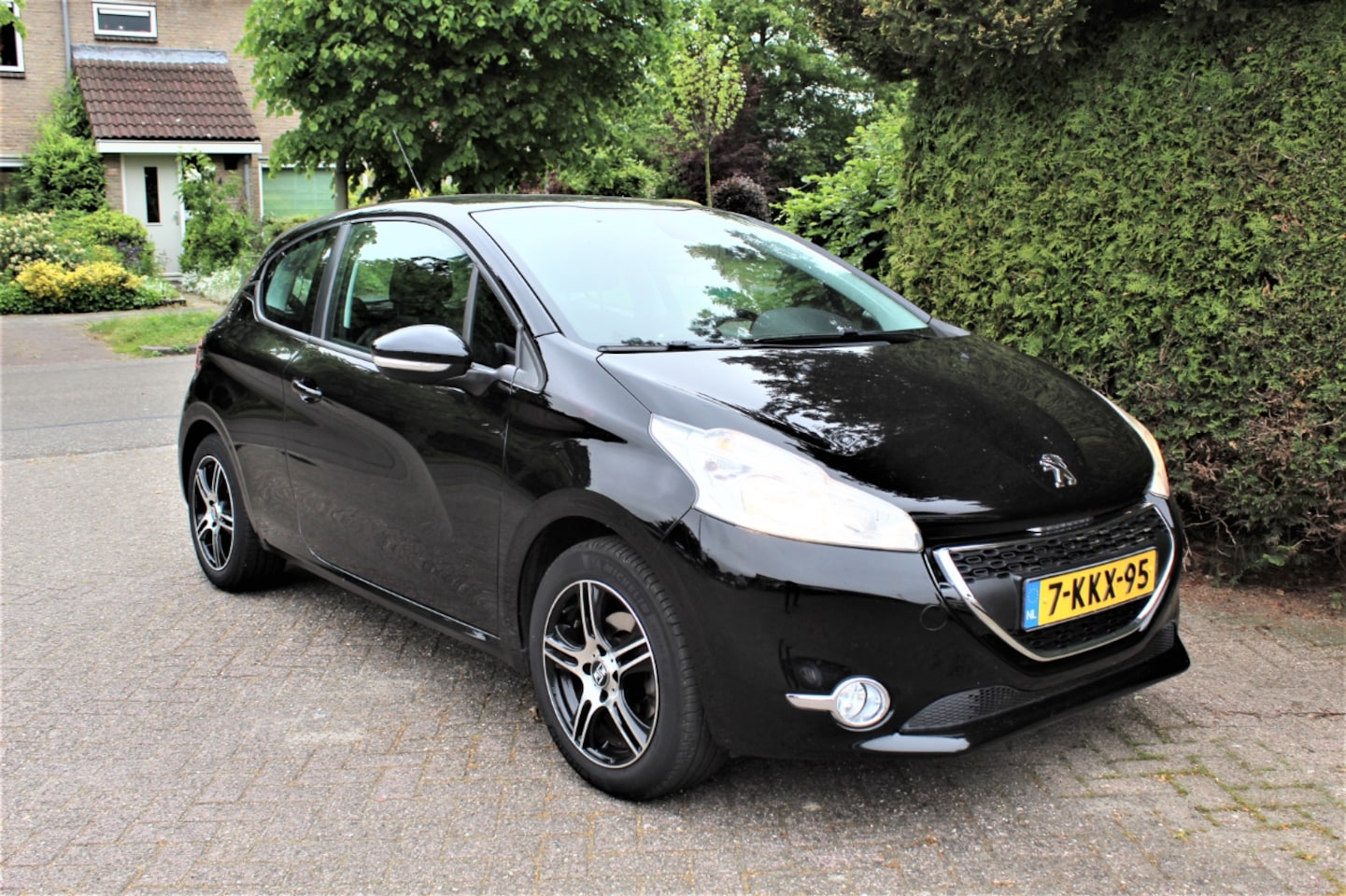 Peugeot 208 - 12 Vti-104G - AutoWereld.nl