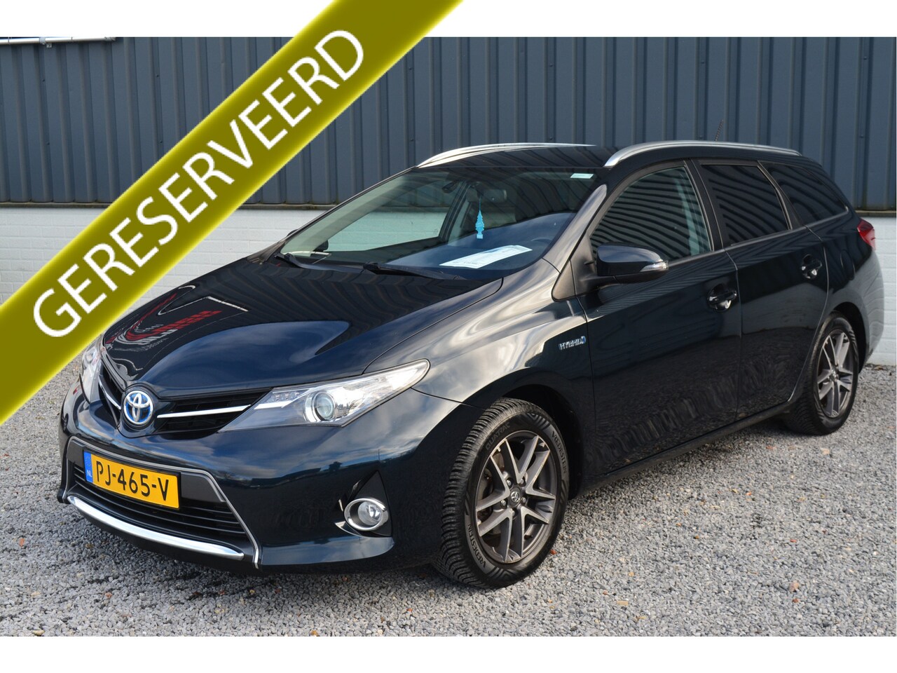 Toyota Auris Touring Sports - 1.8 Hybrid Lease Executive | Navigatie | Camera | Cruise | Afn Trekhaak. VERKOOP TELEFONIS - AutoWereld.nl