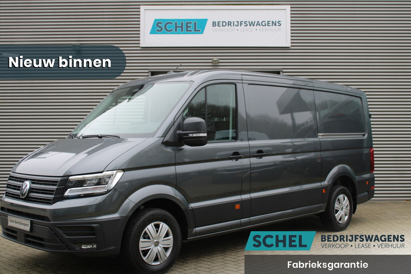 Volkswagen Crafter - 35 2.0 TDI L3H2 177pk - Facelift - 2x Schuifdeur - Navigatie - LED - Geveerde stoel - Virt - AutoWereld.nl