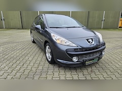 Peugeot 207 - 1.6 VTi Première