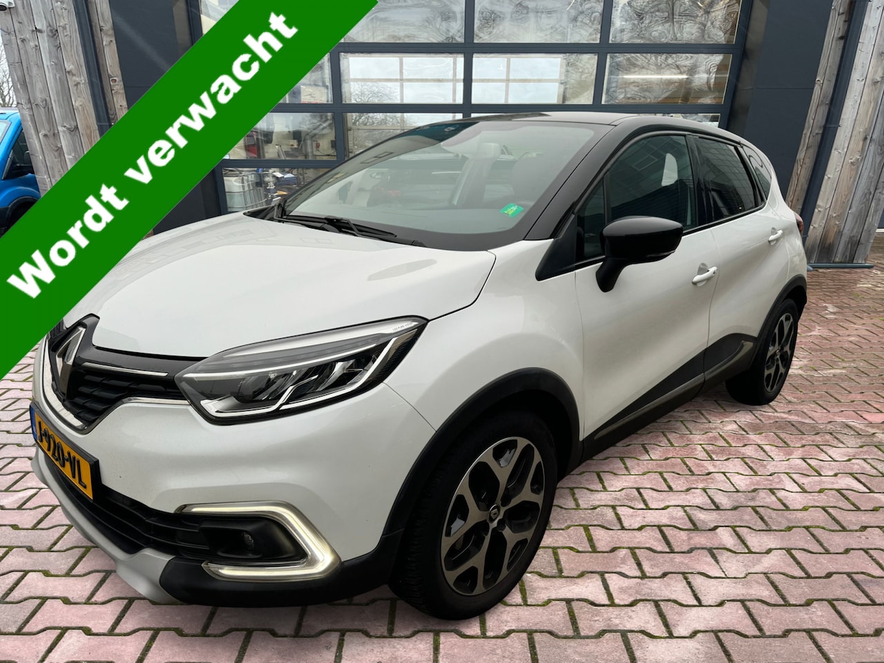 Renault Captur - 1.3 TCe Intens | Automaat | Trekhaak | All-seasons | Keyless | PDC | - AutoWereld.nl