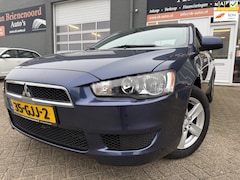 Mitsubishi Lancer Sports Sedan - 1.5 Invite met abs - airbag storing