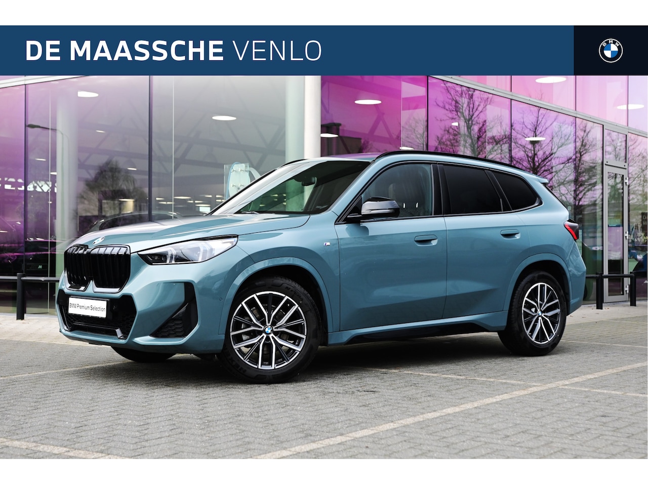 BMW X1 - sDrive18i High Executive M Sport Automaat / Trekhaak / Sportstoelen / Stoelverwarming / Ad - AutoWereld.nl