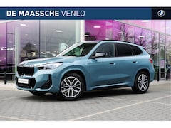 BMW X1 - sDrive18i High Executive M Sport Automaat / Trekhaak / Sportstoelen / Stoelverwarming / Ad