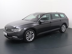 Volkswagen Passat Variant - 1.5 TSI Business | 150 PK | Automaat | Elektrische kofferklep | Navigatie | Stoelverwarmin