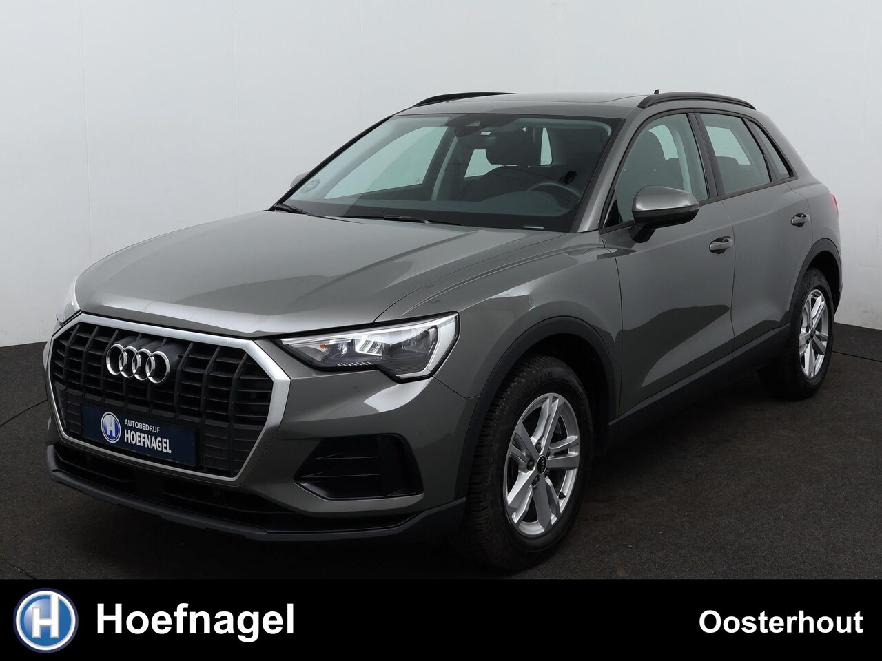 Audi Q3 - 35 TFSI Business Edition Automaat | Carplay | Parkeersensoren voor en achter | Stoelverwar - AutoWereld.nl