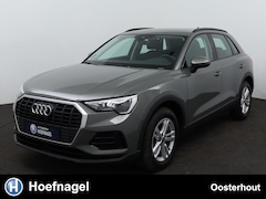 Audi Q3 - 35 TFSI Business Edition Automaat | Carplay | Parkeersensoren voor en achter | Stoelverwar