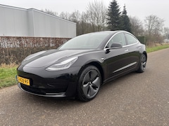 Tesla Model 3 - Standard RWD Plus 60 kWh / LEER / PANORAMADAK / AUTOPILOT / 126dkm NAP / INCL BTW