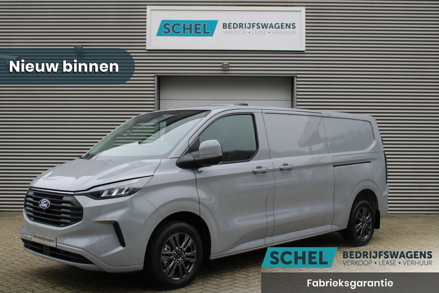 Ford Transit Custom - 320 2.0 TDCI L2H1 Limited 150pk - 2x Schuifdeur - Adaptive Cruise - Verwarmd stuur - Blind - AutoWereld.nl