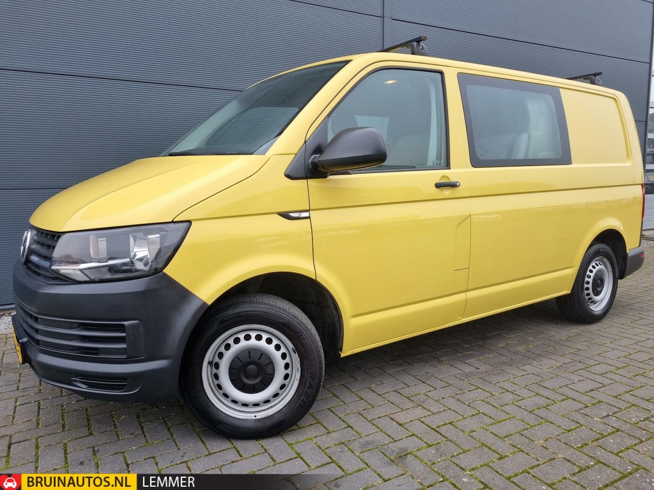 Volkswagen Transporter - 2.0 TDI L1H1 DC Airco leer dubbele cabine - AutoWereld.nl