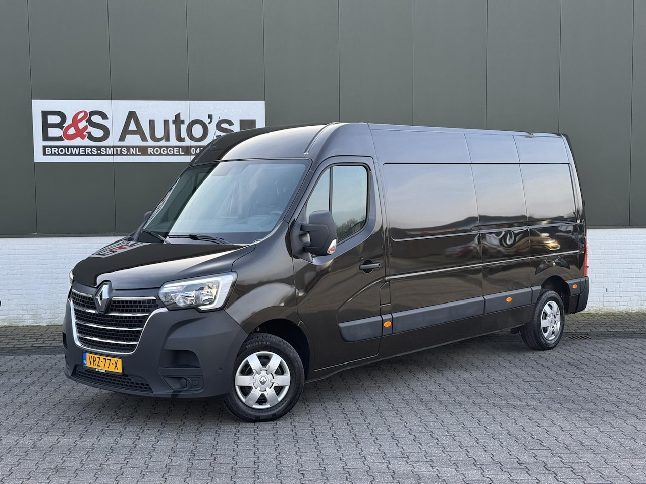 Renault Master - T35 2.3 dCi 135 L3H2 Dealer onderhouden Camera Navigatie Carplay Dodehoek Pdc - AutoWereld.nl