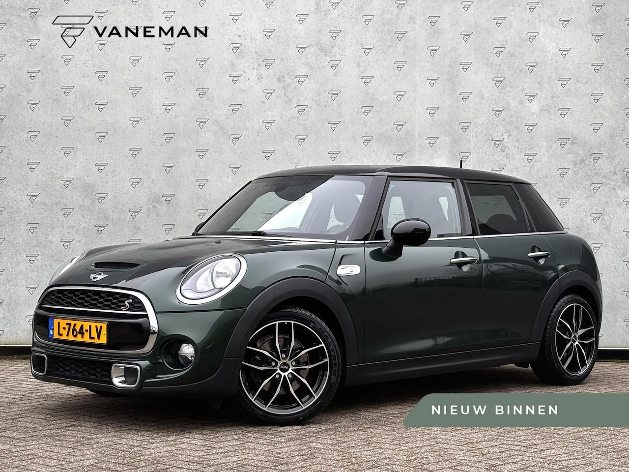 MINI Cooper S - Mini 2.0 Serious Business - AutoWereld.nl