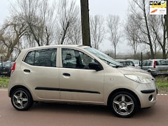 Hyundai i10 - 1.1 Active Cool AIRCOAPKZUINGKOOPJE