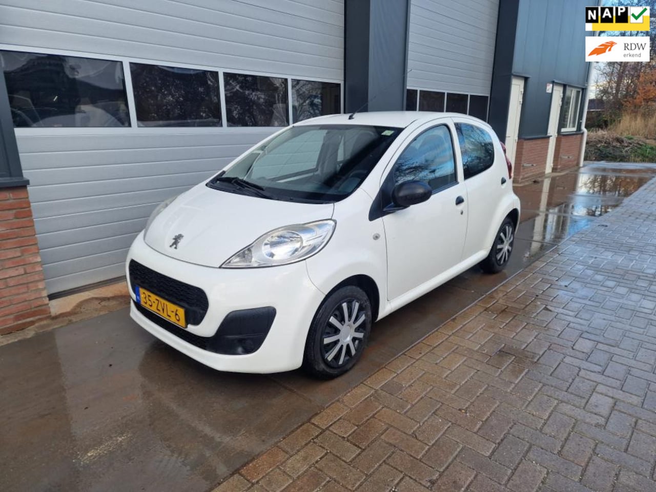 Peugeot 107 - 1.0 Blue Lease Nwe APK/ 12 mnd garantie! - AutoWereld.nl