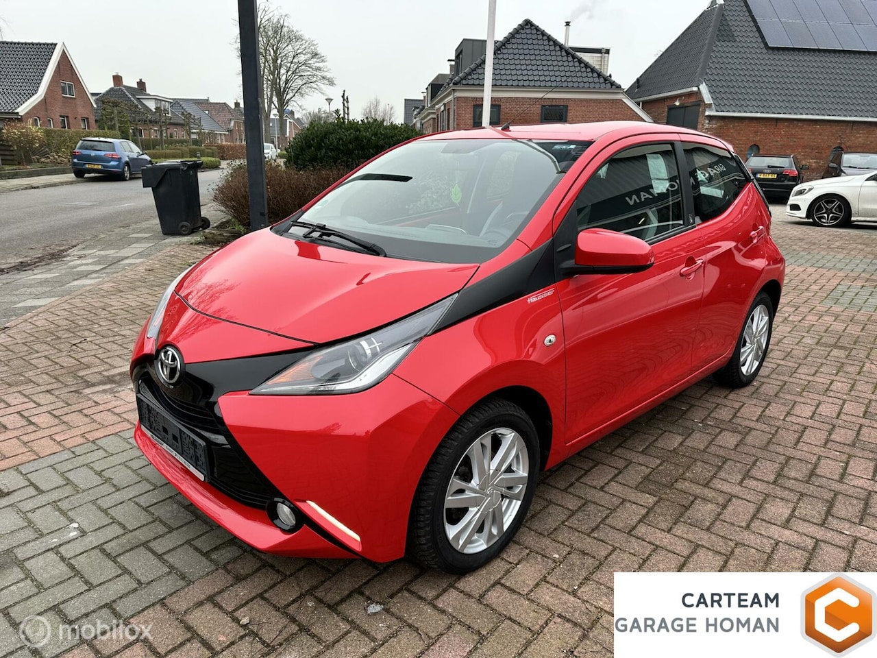 Toyota Aygo - 1.0 VVT-i x-nav 1.0 VVT-i x-nav - AutoWereld.nl