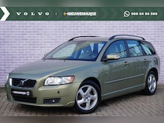 Volvo V50 - 2.4i Edition II | Youngtimer| 5 cilinder| Automaat | Leder | Stoelverwarming | Dak rails |