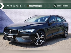 Volvo V60 - 2.0 B3 Essential Edition | Trekhaak | Adaptieve Cruise Controle | Blis | Camera | Stoelver