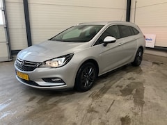 Opel Astra Sports Tourer - 1.0 Turbo 120 Jaar Edition Navigatie| Climatrinic airco | Donker glas