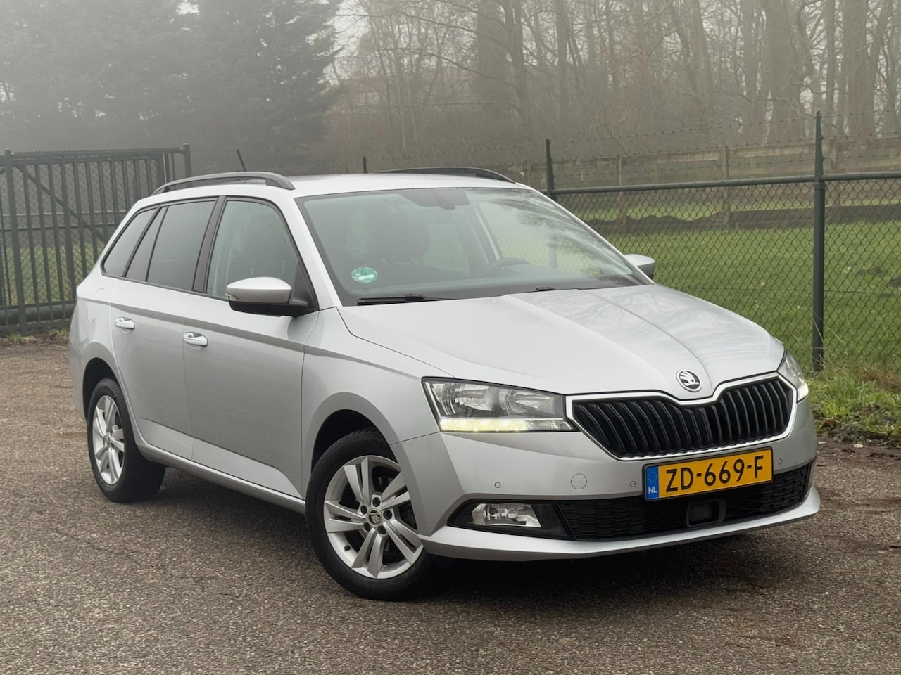 Skoda Fabia Combi - 1.0 TSI Style /Navi/Airco/Cruise/ - AutoWereld.nl