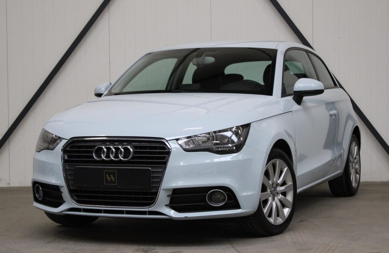 Audi A1 - 1.2 TFSI Ambition l Babyblauw l LED l Sport l Bluetooth - AutoWereld.nl