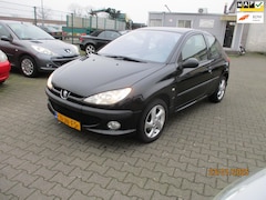 Peugeot 206 - 206 1.6-16V XS Premium-3 drs- airco-leer bekleding