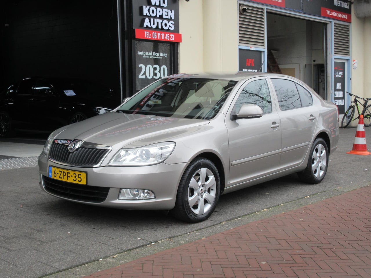 Skoda Octavia - 1.4 TSI Ambition Automaat Airco PDC - AutoWereld.nl