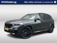 BMW X5 - M50i High Executive PANO/MEM SEATS/ TREKHAAK/STOELVERM/STUURVERM